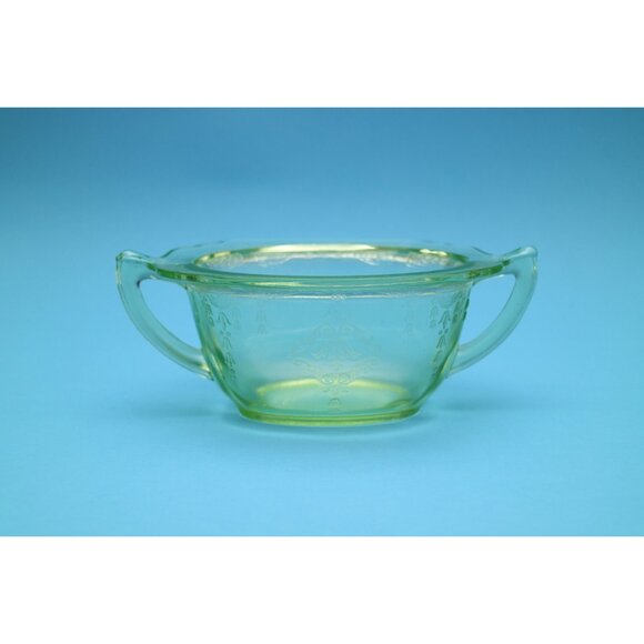 Vintage Green Uranium Depression Glass Set, Creamer Sugar Bowl, Princess Pattern - Picture 4 of 7